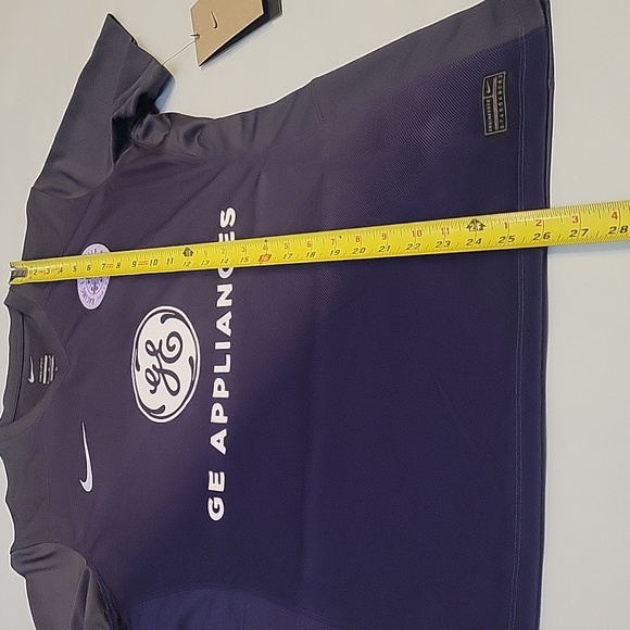 NWT Nike Racing Louisville FC Women's V-Neck Soccer Jersey Size Medium - Picture 10 of 16